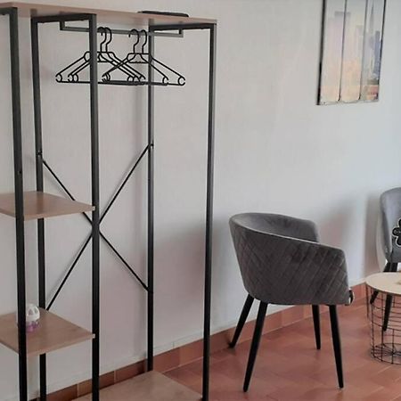 Agreable Logement Proche De La Gare Et Du Polygone Béziers Exterior foto