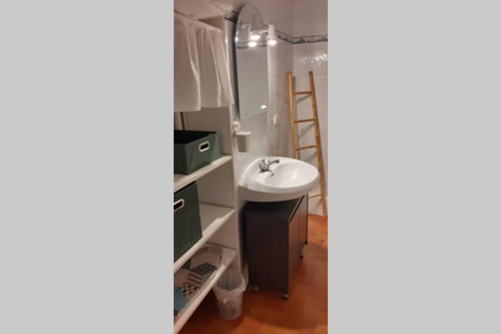 Agreable Logement Proche De La Gare Et Du Polygone Béziers Exterior foto